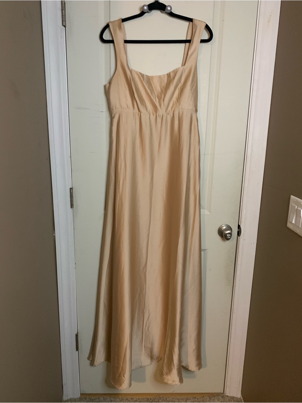 Show me your Mumu Nina Sleeveless Champagne Maxi Dress Sz Large